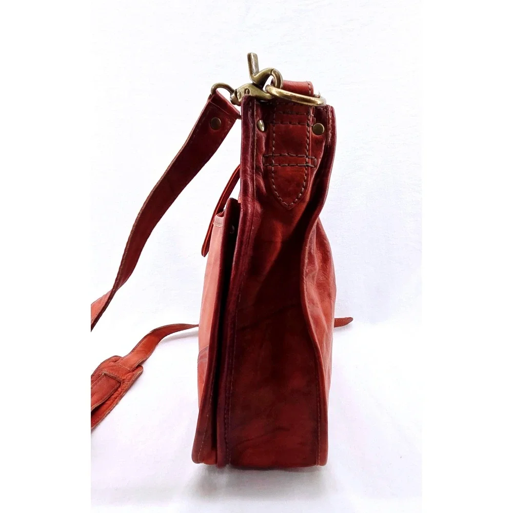 FRYE Campus Crossbody Bag - Size 9.5" X9.5" X 4" - Picture 4 of 7